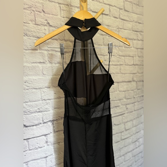 Black cut out sheer romper - Picture 10 of 10